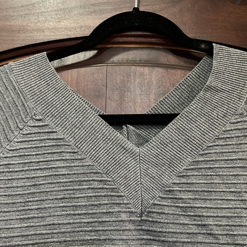 Ribbed sweater - Picture 3 of 5